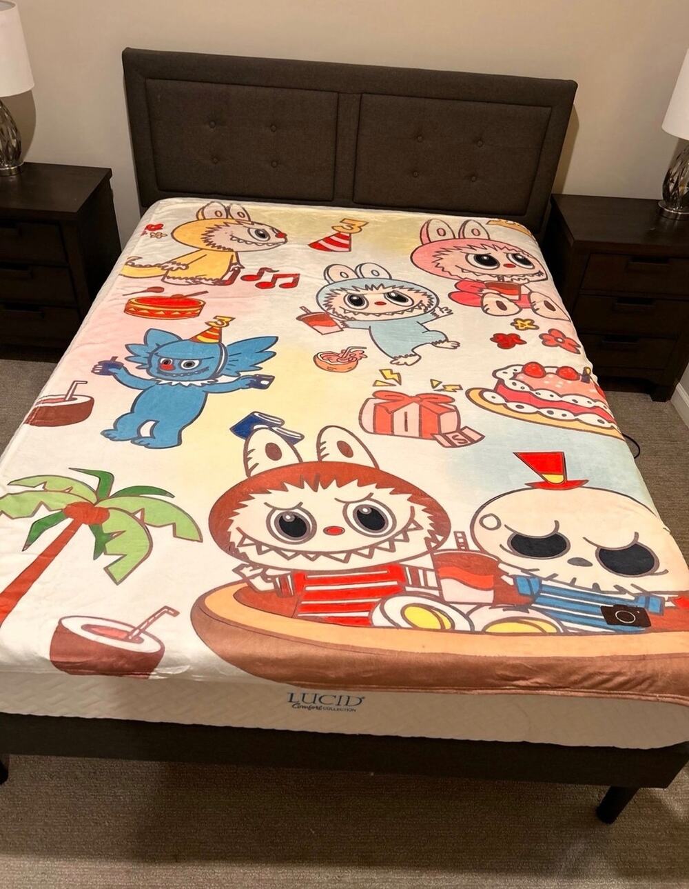 Labu buCute Cartoon Plush Throw Blanket, 60” x 78” Soft Fluffy Warm Cozy Fleece